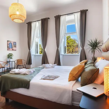 Aaa & With Free Parking Appartement Pula