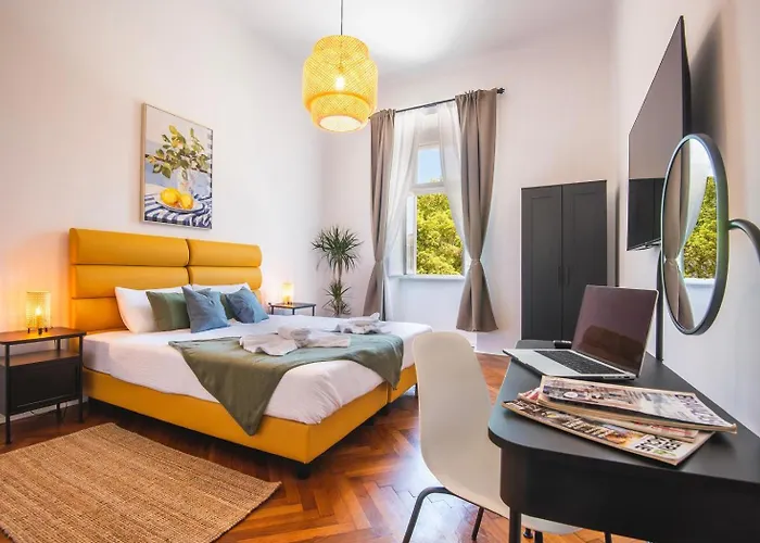 Aaa & With Free Parking *