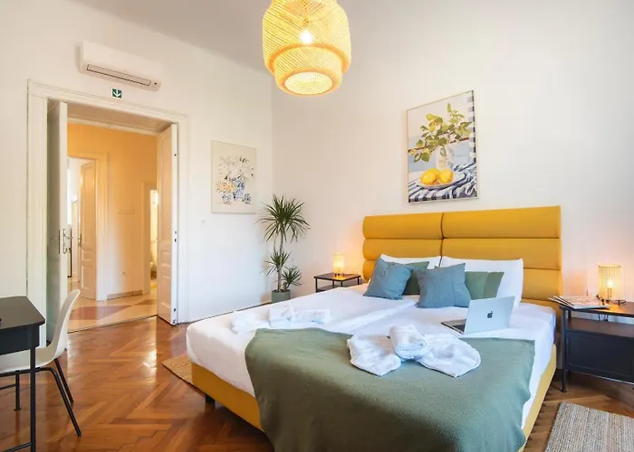 Aaa & With Free Parking Pula